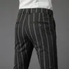 Brand Mens Striped Casual Pants Spring Comfortable Elastic Business Slim Straight British Fashion Trousers Black Khaki Wine Red 240425