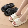 Slippers damesschoenen te koop 2024 Hoogwaardige Eva plus size paar dames zomer indoor antislip licht solide vrouwen sandalie
