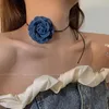 Choker Blue Denim Camellia Flower Chokers Halsband för kvinnor Koreanska Sweet Cool Y2K Girls Summer Pu Leather Rope Clavicle Chain Jewelry