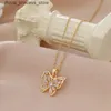 Collane a pendente da sogno Crystal Golden Butterfly Necklace Adatto per Rhinestone Womens Sinstone Simmetrico Accessori a sospensione Regali di gioielli party Q240426