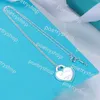 Naszyjniki wiszące Sterling Sier Plated Love Heart Designer Naszyjniki dla kobiet Bling Diamond Losujący Kryształowy Blue Red Red Hearts Sweet Chain Choker