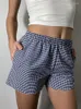 Shorts femininos cronstyle mulheres elásticas de cintura alta solta xadrez casual/estampa listrada de verão calças curtas para clubes de praia streetwear 2024