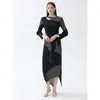 Robes de travail Miyake pliage de jupe de contraste de couleur pour les femmes 2024 Fashion à manches longues à manches longues irrégulières