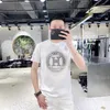 T-shirts masculins Designer à manches courtes à manches courtes masculines minces fine forte à moitié t-shirt tendance mode rond cou rond slim fit filet rouge guy b3o8