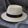 Szerokie czapki z czapki wiadra nowo zaprojektowana naturalna Panama Soft Show Hat Hat Summer Women/Mens Wide Brim Beach Sun C UV Protection Fedora Birthay Prezent J240425