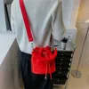 Lyxdesigner Miozj Bucket Bag Fashion Womens Nya väskor Handväska Populärt brev Enkel axel