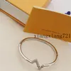 Pulseira de luxo personalizada pulseira de letra tricolor wrestling Bracelet de ouro 18k Smart Smart Smart Time Gift Set Opcional
