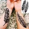 Tattoo Transfer Black Helm Spartan Temporäre Tattoos für Männer Erwachsener Schmetterling Feder Henna gefälschte Tattoo 3D Körperkunst Einweg Tatoos Aufkleber 240426