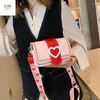 バッグファッションハート型のデザイン女性ショルダーバッグワイルドストラップ財布とハンドバッグ高品質のPUレディースクロスボディメッセンジャー