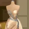 Sirène promotion en or robes champagne illusion sexy robe de soirée longue applique perle perle des robes de fête en satin divisé haute avec overskirt s