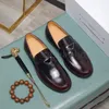 Men Loafers Designer kledingschoenen Echte lederen Italiaanse luxueuze handgemaakte slip op mannelijke trouwschoenen Maat 38-45