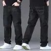 Jeans masculin jeans pour hommes jeans grande taille 50 pantalon de grande taille en denim haut élastique adapté à 45 à 150 kg pour hommes à la jambe large jeans Pantalon Mensl2404