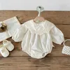 Rompers ubrania dla niemowląt eleganckie hafty body z długim rękawem One Piece Toddler strój H240509