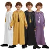 Etnische kleding moslimjongens gewaad ronde kraag geborduurd Tassel lange mouwen jurk jurk Saoedi -Arabië abaya kaftan jubba thobe islamitisch