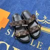 Designers de estilista de estilista Sapatos de grife de grife Luxurys Slides Bom Dia Summer Buckles Fale mulheres verão 35-45 homens e mulheres