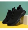 Gratis frakt män kvinnor löparskor låg fast mesh snörning andas andas svartrosa mint grå herr tränare sport sneakers gai