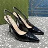 Kobiety Slingback retro pompki luksurys Jakość designerka śródbłonka klamra bubku metalowy łańcuch alfabetu spiczasty palce oryginalne skórzane sukienki 8 cm 35-40