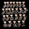 Strängar Hip Hop Bling Crystal A-Z Curve Letter Heart-Shaped Pendant Halsband Lämplig för kvinnor Män nybörjare CZ Cuban Link Halsbandsmycken 240424