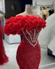 2024 Robes de bal rouge pour les femmes noires couche-cou illusion en dentelle en dentelle en dentelle en dentelle décorée robe de fête d'anniversaire deuxième robe de réception robe de fiançailles am781