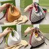 Femme designer Sac à underarm Italie Brand Half Moon Cowhide Cuir Crossbodybags Handsbags Lady Canvas Épaule imprimée 21 S Designers Sacs S S Qualité d'origine