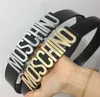 Fashion Brand Belt Lady Lady New Gold e Silver Letters Belt Smoothlel Belt 2019 Acessórios para roupas de moda High Quality5340124