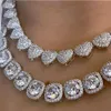 STRANDS Modieuze en glanzende hartvormige Cubaanse link ketting Bracelet Geschikt voor vrouwen alle strass ingelegde Cubaanse link ketting ijs uit sieraden 240424