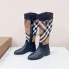 Checkered Chelsea Knight Boots Womens 2024 Autumn/Winter New Versatile Velvet Lining Flat Bottom Genuine Leather High Barrel Martin Boots
