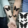 Tattoo Transfer Black Helm Spartan Temporäre Tattoos für Männer Erwachsener Schmetterling Feder Henna gefälschte Tattoo 3D Körperkunst Einweg Tatoos Aufkleber 240426