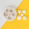 Moulds 3D Mini Daisy Flower Silicone Mold Fondant Cake Decorating Tool Wedding Birthday Party Chocolate Candy Decor Pastry Baking Mould