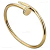 Designer schroef armband sieraden merkbangle goud vergulde titanium stalen diamant voor dames mannen sier klassieke armbanden feest geschenk armbanden 1345