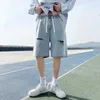 Shorts pour hommes à la mode de la dentelle élastique lavée short denim à trou droit pour hommes Summer 2024 Nouveaux courts de genou décontractés de taille haute