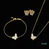 18K Fashion Classic Classic Sweet 4 Four Leaf Clover Butfly Boucles Boucles d'oreilles Collier Bijoux pour S925 Silver Van Womengirls291J