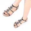 Women's Summer Fashion Diamond Boho Sandals Lady Casual Beach Shining Shoes T-strap Thong Flip Flops Slippers Plus Size 240415