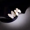 Bijoux de performance à coût élevé Poussez le banc de doigt de papillon immortel à la mode et personnalisé avec VNAIN commun