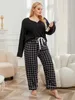 Women's Sleepwear Plus Size Women Pajama Set Solid V Neck Button Top Plaid Drawstring Waist Pants Female Slpwear 2 Pieces Nightwear Homewear Y240426