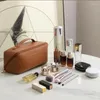 Kosmetiska väskor bärbara pu läder resor makeup arrangör kvinnor hög kapacitet toalettartiklar