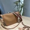 Sac de designer supérieur pour femmes épaule à bandoulière Single Crossbodybag Haut-goutter à glissière en cuir authentique Sac fourre-tout