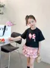 Set di abbigliamento 2024 Korea Girls Baby Summer Set Sweet Bow Tops Shirts Sigri per torta per bambini Birth