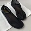Tasarımcı Sandalet Kadın Slayt Topuklu Ayakkabı Saf Sıra Mesh Serin Botlar Yarı Şeffaf Konforlu Düz Ayakkabı Anti Slip Top Seksi Vfod