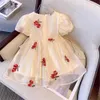 Flickans klänningar 2023 Summer Toddler Kids Princess Dresses Puff Sleeve Bow Backless Boutique Clothes Girls Födelsedagsklänning Costumel2404