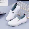 Casual schoenen Maogu Espadrilles Ladies dames voorjaar sneakers vrouwen witte flats mesh 2024 vrouw loafers leer comfortabele schoen