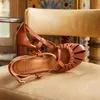 Sandale à talon élevé d'été pour les femmes adapter une boucle beige femelle grande taille pour femmes chaussures noires à talons hauts gros confort g 240415