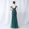 Runway Dresses Yidingzs Women Feather Long Prom Dress Off Shoulder GRN Sequin Evening Dress Sexig Party Maxi Dress Y240426