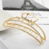 Klemmen 2021 Nieuwe vrouwen elegante gouden holle geometrisch metalen haar klauw vintage haarclips hoofdband haarpin haarkrab haaraccessoires y240425