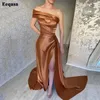 パーティードレスEeqasn Brown Mermaid Satin Satin Inventing One Shoulder Formal Women Prom Gowns High Slit Dress Pleats Wedding