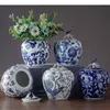 Vases Vintage Home Classic Classic Blue et blanc Porcelaine of Flowers Cerramic Artists with Cover Rangement Jar Desktop Decor Flower Pot