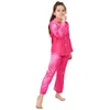 Partihandel Pyjamas Little Kids Girls Boys Satin Långärmning Knapp Pajamas Set Sleepwear Loungewear L313 240410