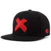 Ballkappen Neue Schnappkappen Hip Hop männliche Knochen Baseball Cap Erwachsener Snapback Frauen Hut weibliche Band Rock Baseball Flachhüte Eingebautes Cap J240425