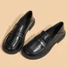 Casual Shoes Plus Size 40 Loafer Frau Britische Studentin von British Style College -Studenten auf Wohnungen weibliche Füße VC5245