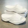 Slippers de estilo explosivo sandálias EVA EVA de alta qualidade Beautiful e moda de fundo grosso e elegante e elegante e elegante cores sólidas